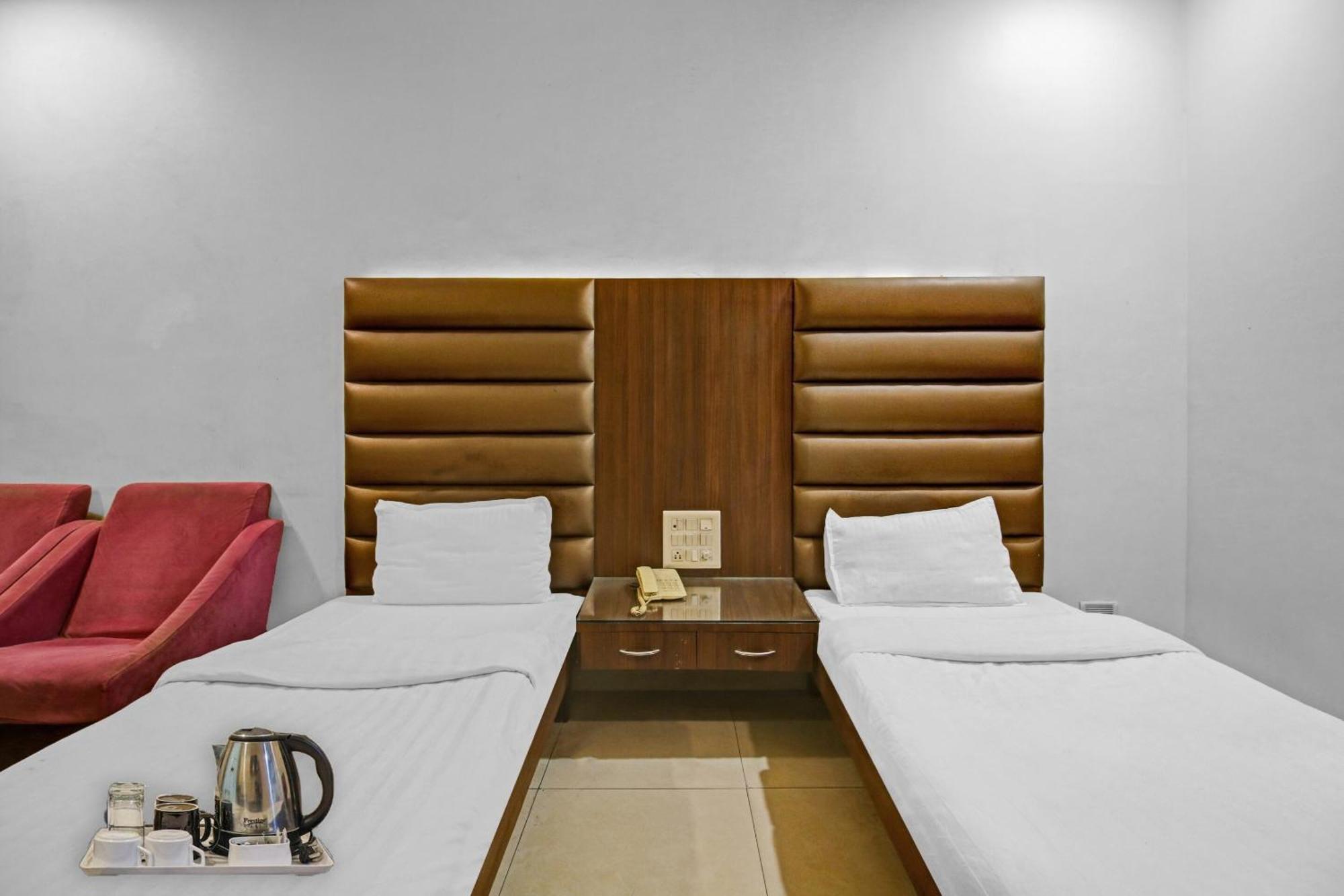 Hotel Surya Bhopal Exterior foto