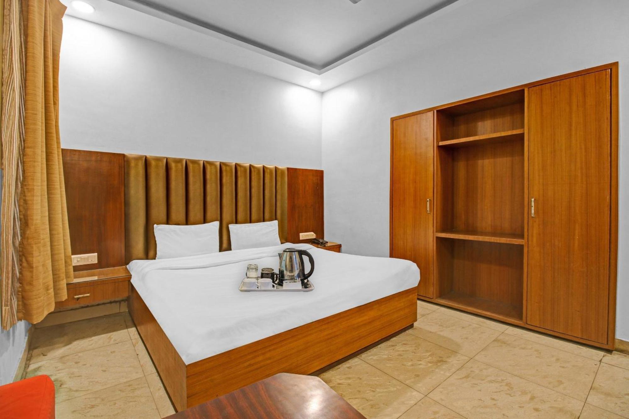 Hotel Surya Bhopal Exterior foto