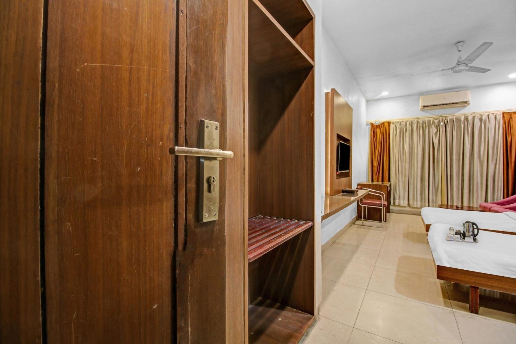 Hotel Surya Bhopal Exterior foto