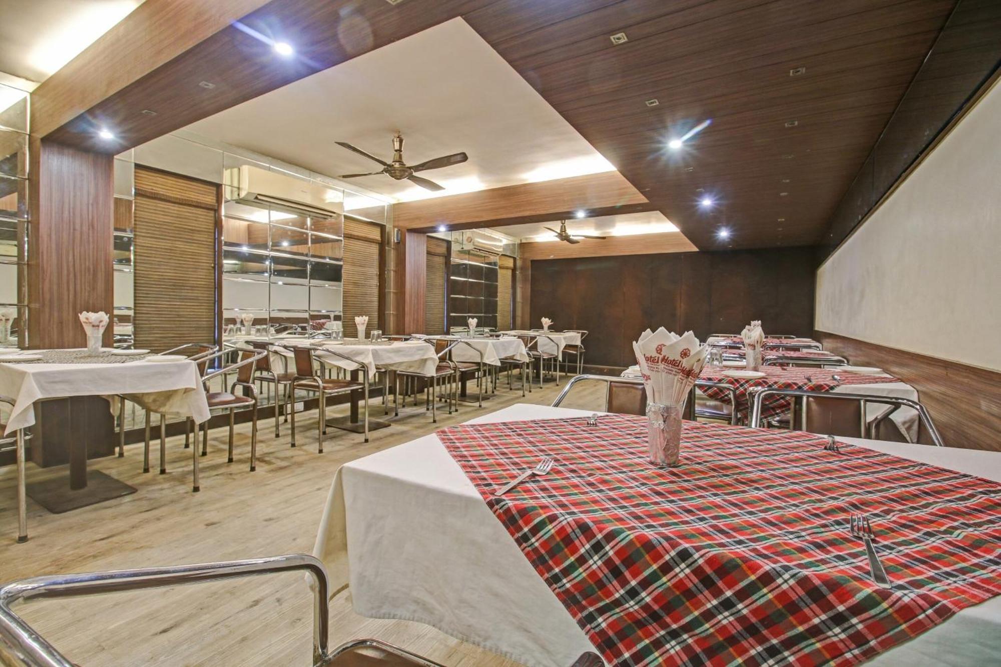 Hotel Surya Bhopal Exterior foto
